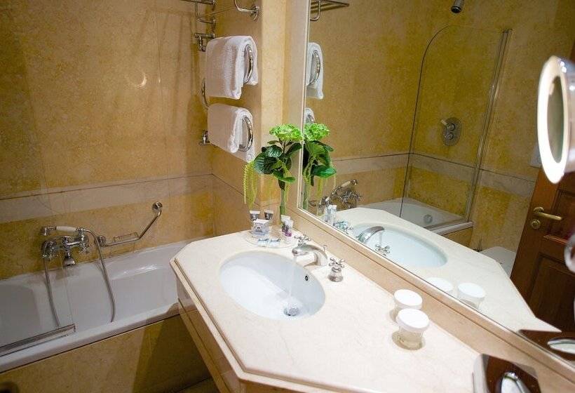 اتاق لوکس, Excelsior Palace Palermo