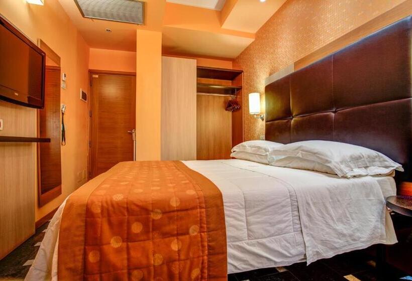 سوییت جونیور, Genty