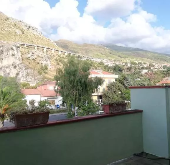 اتاق استاندارد یک نفره, Germania
