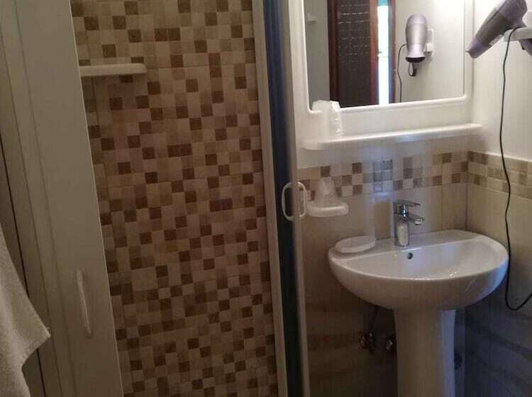 غرفة قياسية فردية, Germania