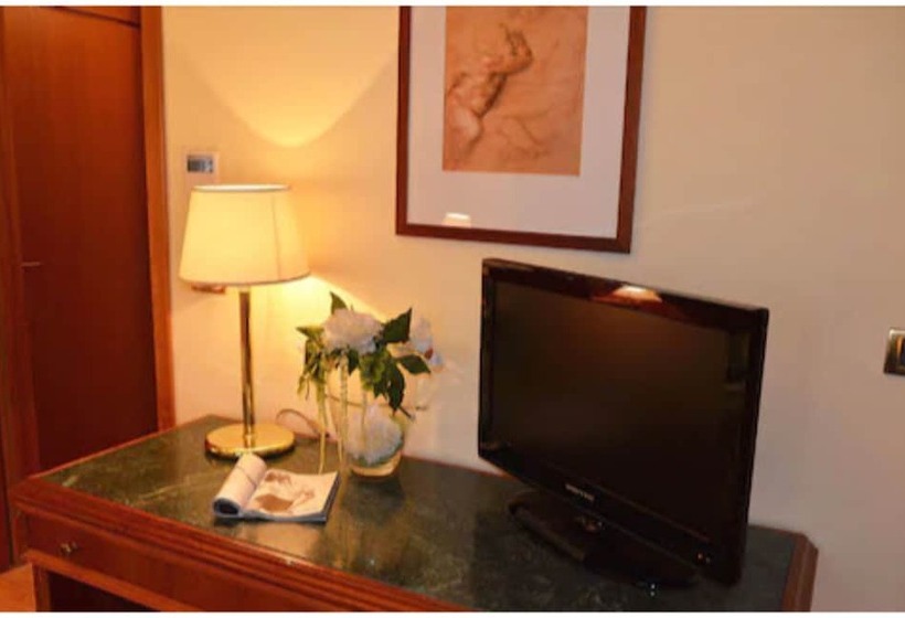 Номер Стандарт, Grand Hotel Montesilvano