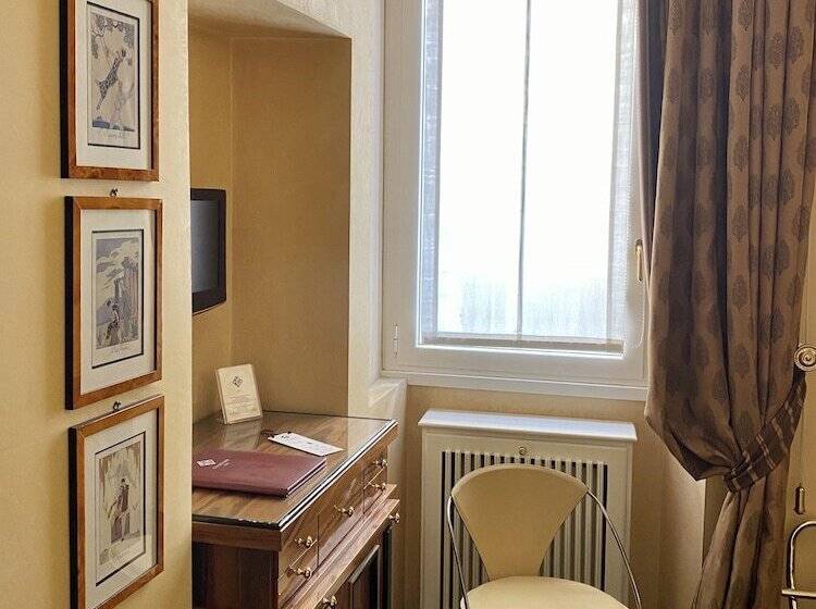 اتاق استاندارد یک نفره, Gregoriana