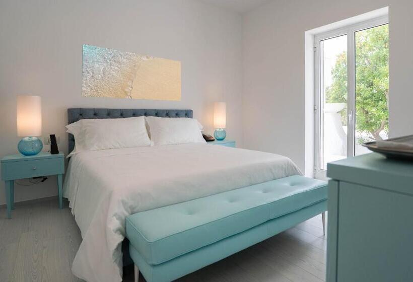 キングサイズベッドのデラックスルーム, Grotta Palazzese Beach