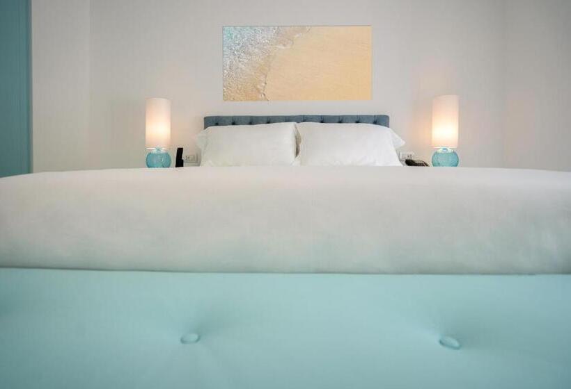 Номер Deluxe Кровать Кинг, Grotta Palazzese Beach
