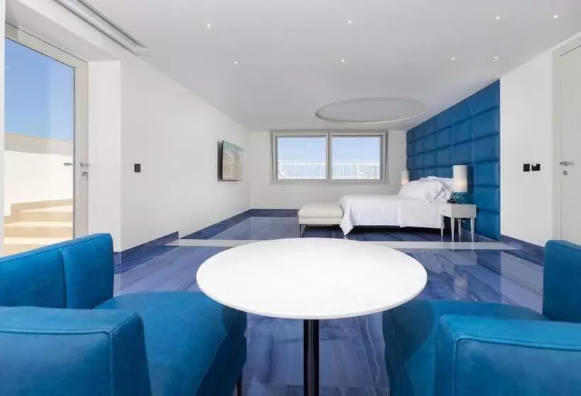 テラス付スイート, Grotta Palazzese Beach