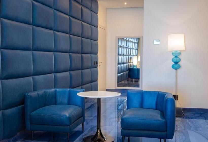 Люкс Вид на Море, Grotta Palazzese Beach