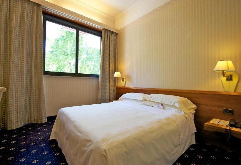 اتاق کلاسیک, Mercure Reggio Emilia Centro Astoria