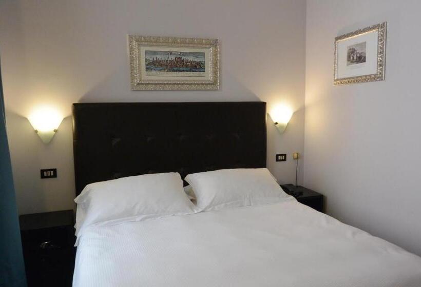 스탠다드 룸, Moderno