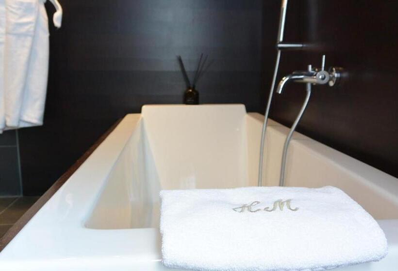 디럭스 룸, Moderno