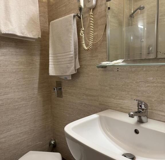 Familienzimmer, Nizza