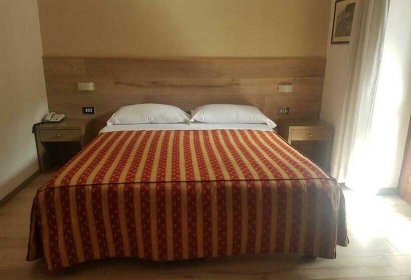 스탠다드 발코니 룸, Pineta