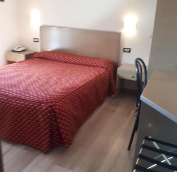 발코니 스탠다드 싱글 룸, Pineta