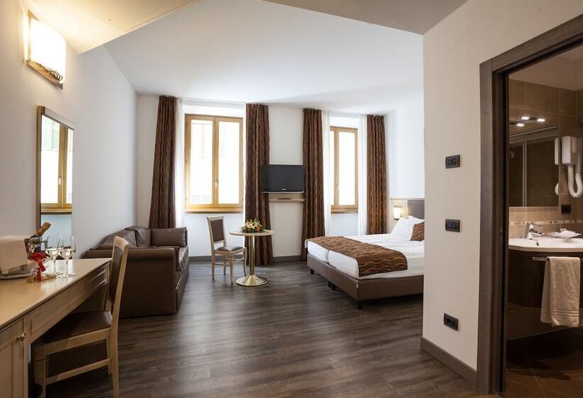 Полулюкс, Portici Romantik & Wellness