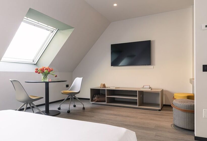 标准单人间, Quark Hotel Milano