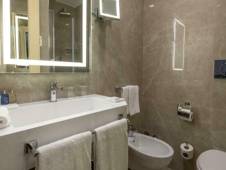 חדר סטנדרט יחיד, Radisson Blu Ghr , Rome