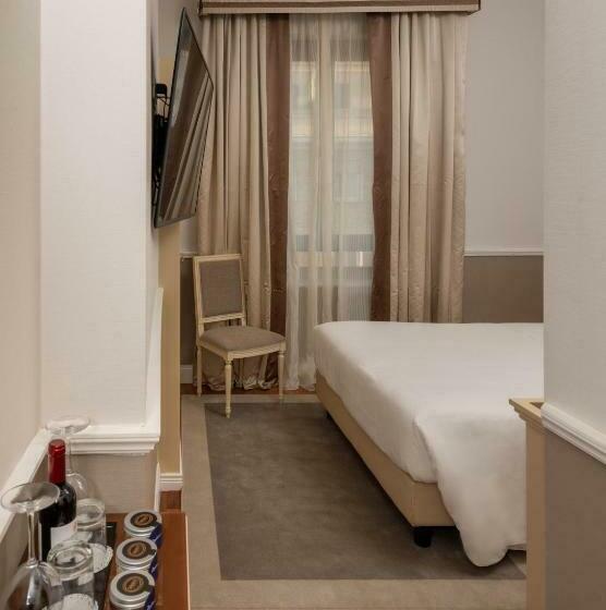 חדר סטנדרט יחיד, Radisson Blu Ghr , Rome