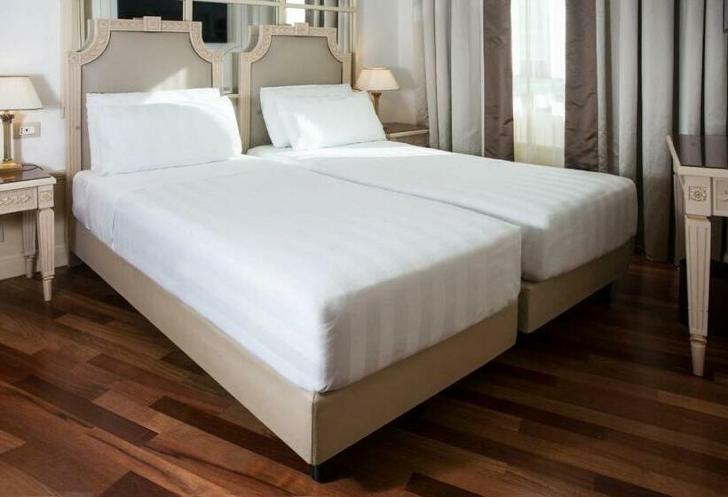 חדר משפחתי, Radisson Blu Ghr , Rome