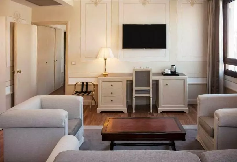 Suite, Radisson Blu Ghr , Rome