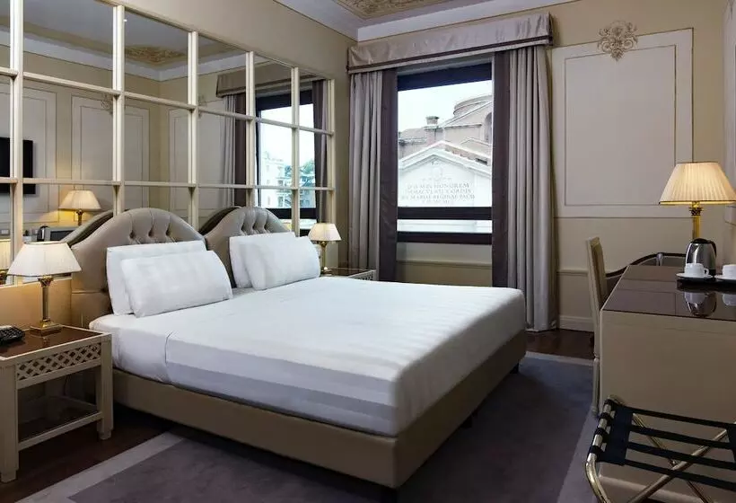 Suite, Radisson Blu Ghr , Rome