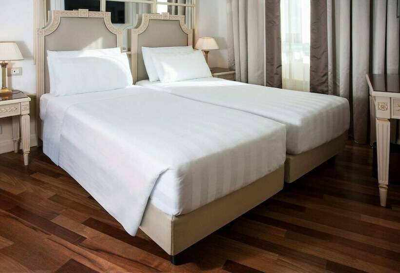 חדר משפחתי, Radisson Blu Ghr , Rome
