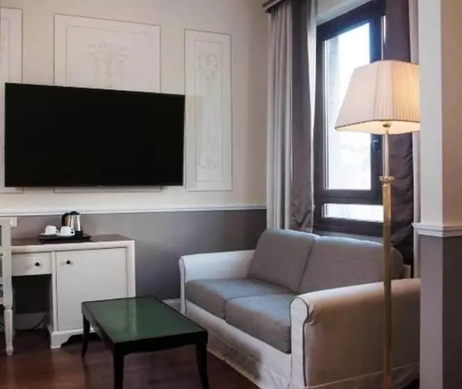 Junior Suite, Radisson Blu Ghr , Rome
