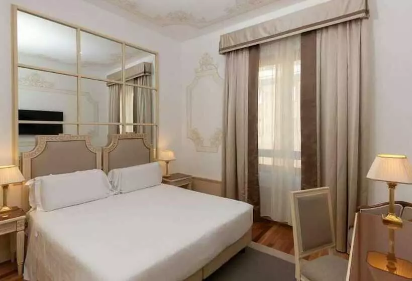 Familienzimmer, Radisson Blu Ghr , Rome