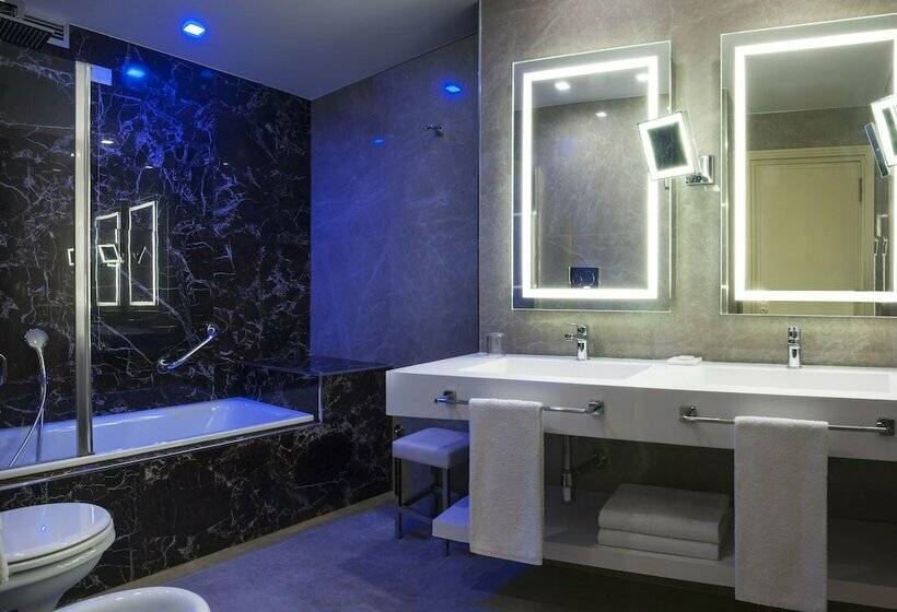 סוויטה, Radisson Blu Ghr , Rome