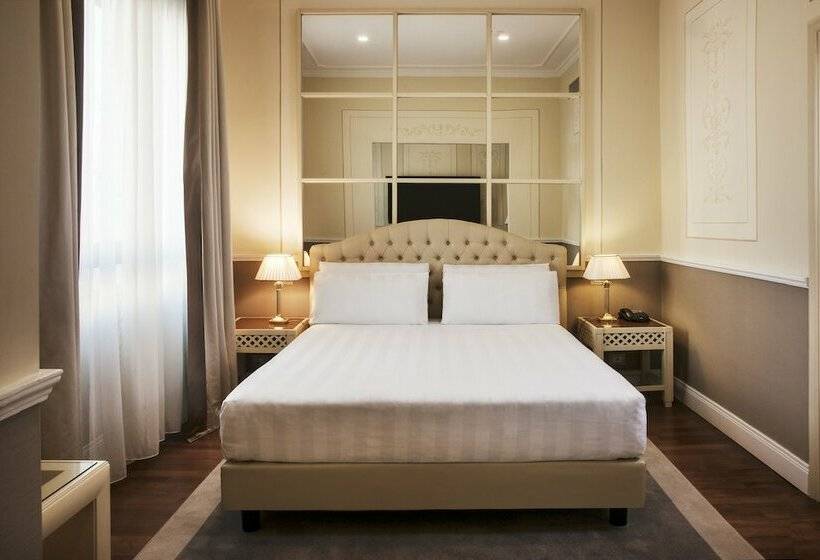 סוויטת ג'וניור, Radisson Blu Ghr , Rome