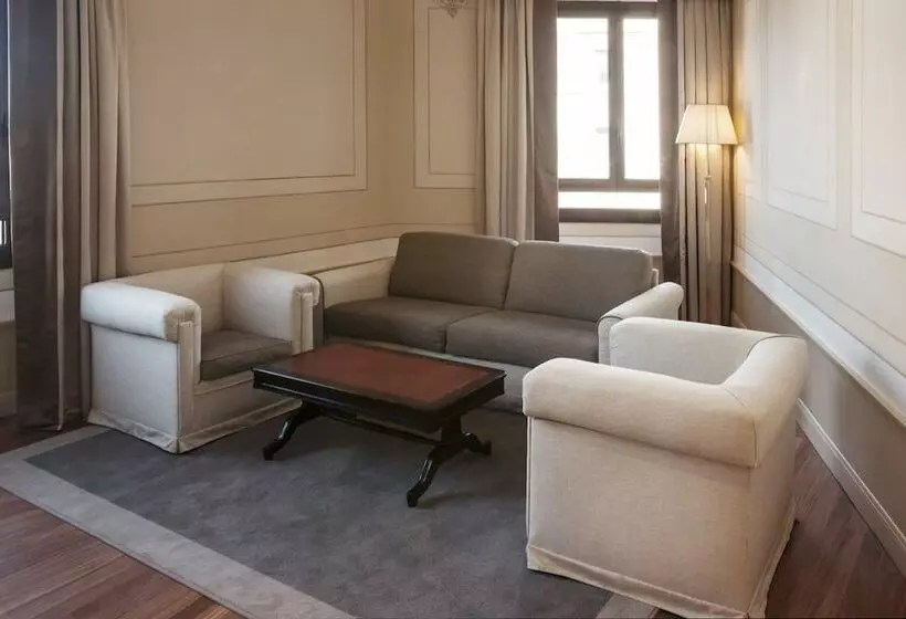 Junior Suite, Radisson Blu Ghr , Rome