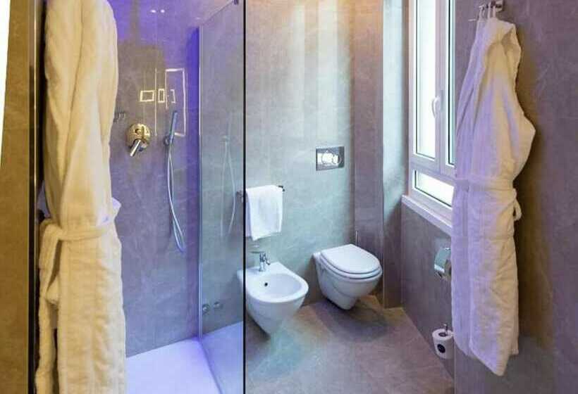 غرفة عائلية, Radisson Blu Ghr , Rome