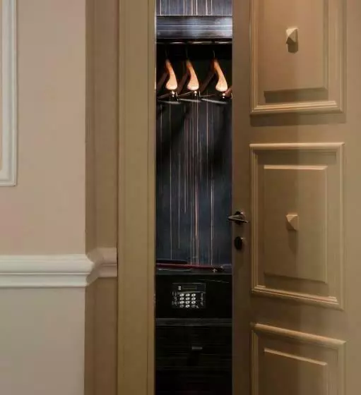 Präsidenten Suite, Radisson Blu Ghr , Rome