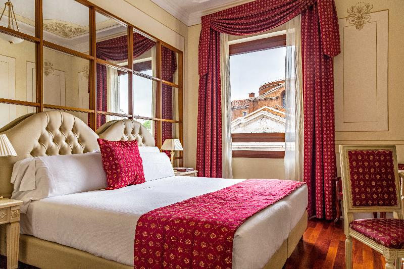 جناح رئاسى, Radisson Blu Ghr , Rome