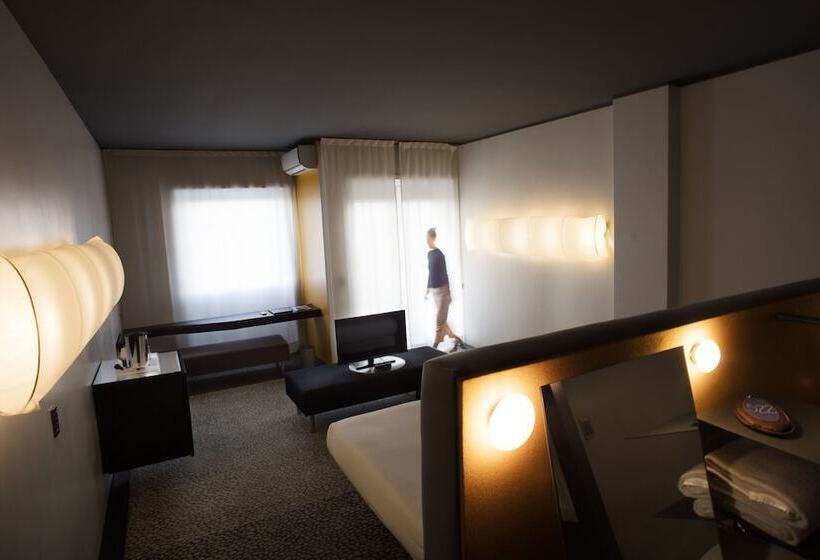 バルコニー付きスーペリアルーム, Ripa Roma