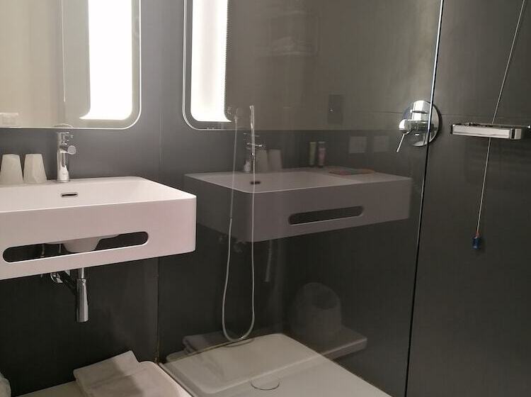 エクゼクティブルーム, Ripa Roma