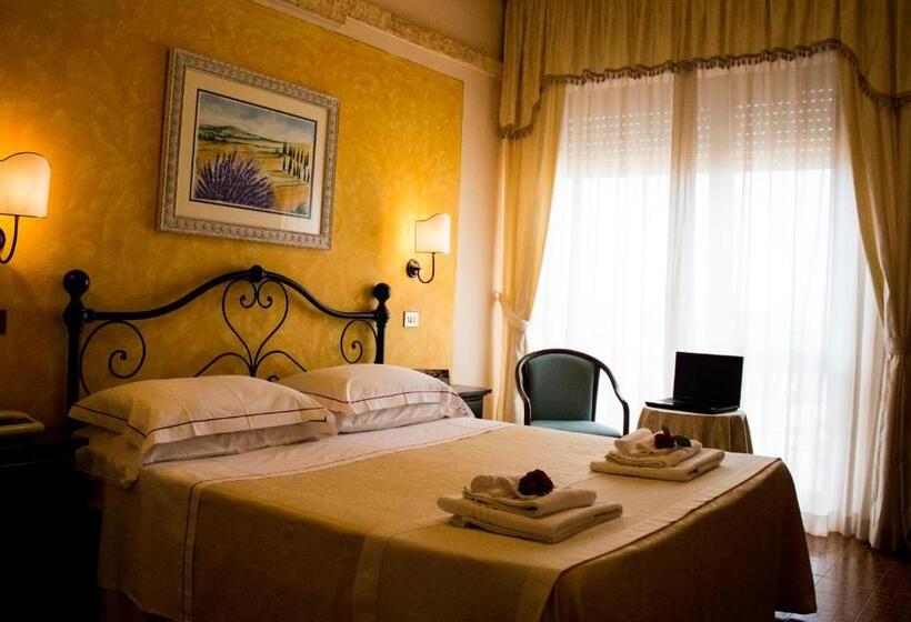 Номер Economy, Ristorante Tre Stelle