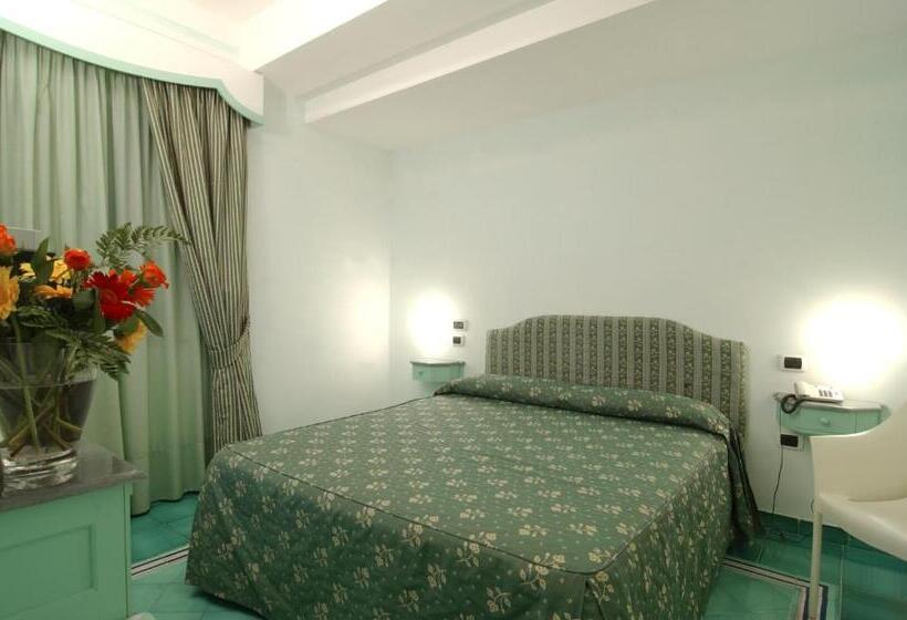 غرفة قياسية, Santa Caterina