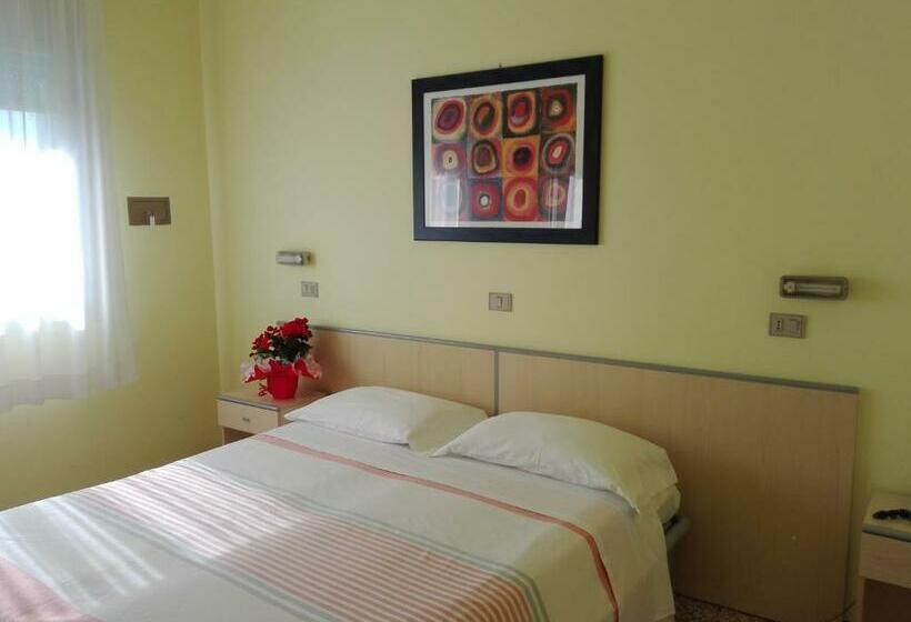 스탠다드 룸, Senio