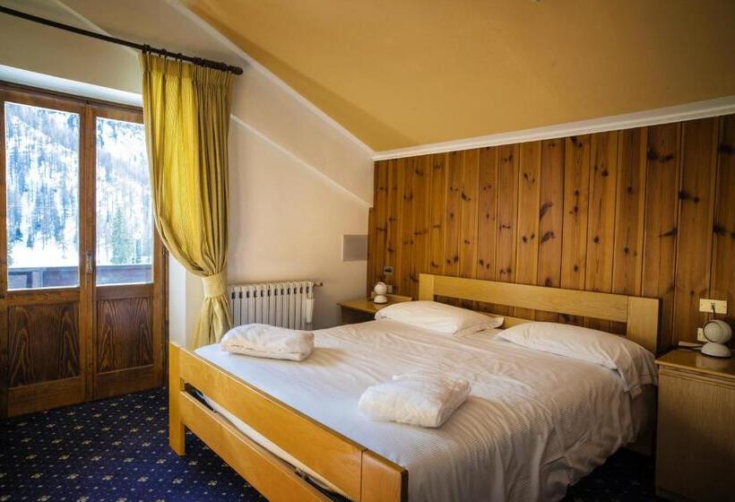 スタンダードルーム, Monzoni   San Pellegrino