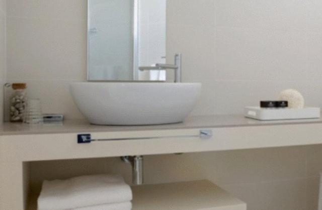 디럭스 룸, Torremaura