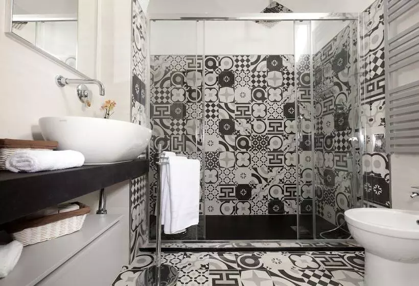 オーシャンビュージュニアスイート, Villa Domizia