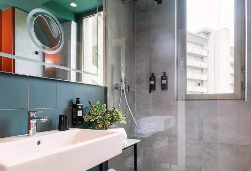キングサイズベッドのスイートルーム, Quark Hotel Milano