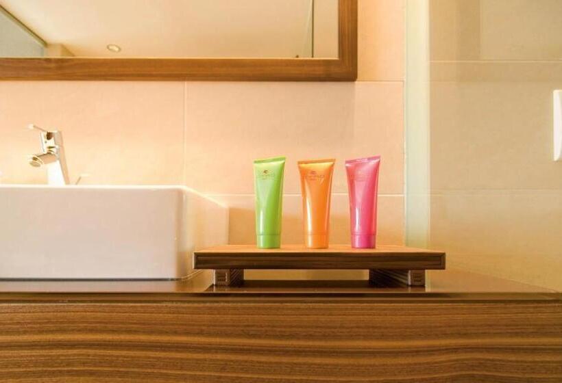 Полулюкс Вид на Сад, Gartner