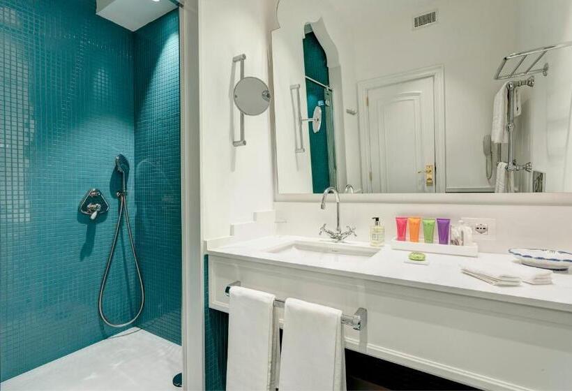 プレステージルーム、オーシャンビュー, Grand Hotel Ambasciatori