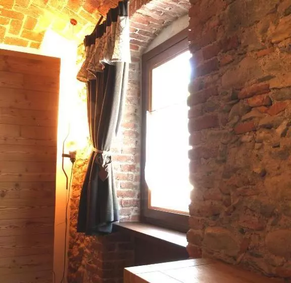 Perhehuone, Albergo Nazionale