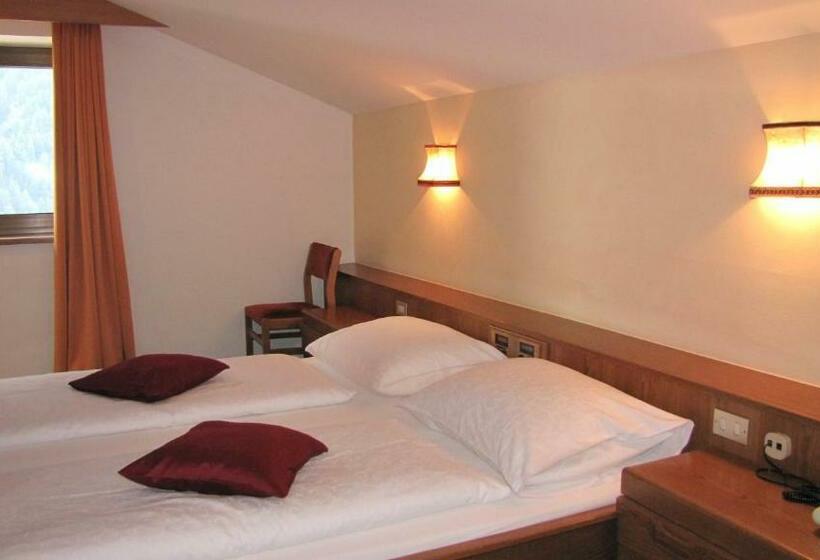 标准间带阳台, Am Fels