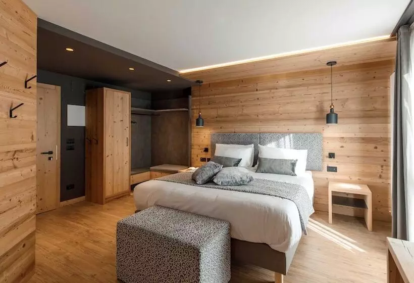デラックスの４人部屋, Belvedere