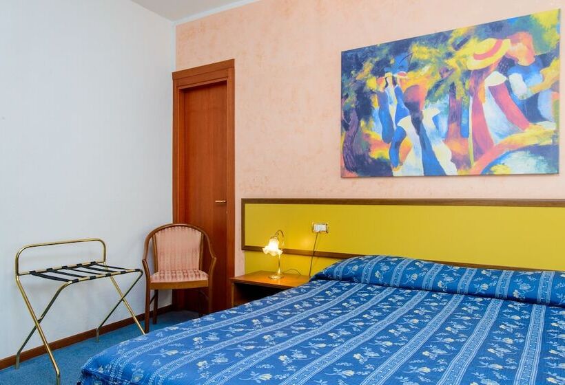 스탠다드 룸, Bes Hotel Papa San Pellegrino Terme