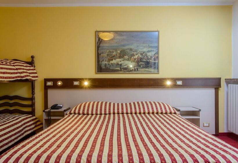 4인용 스탠다드 룸, Bes Hotel Papa San Pellegrino Terme