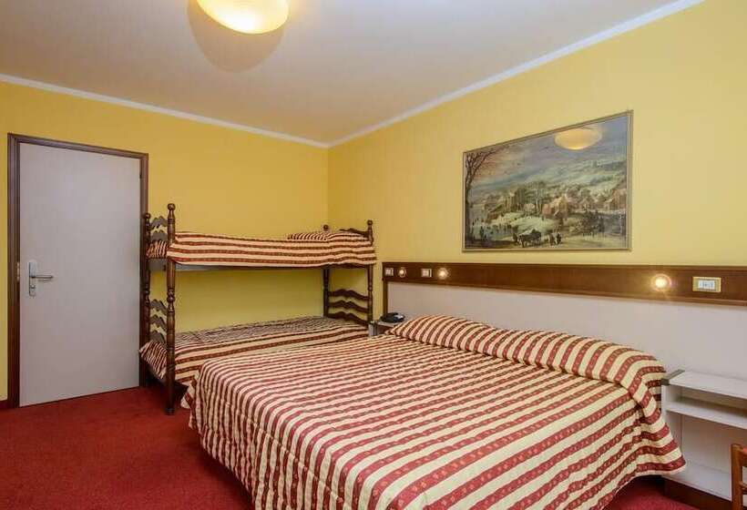 スタンダード４人部屋, Bes Hotel Papa San Pellegrino Terme