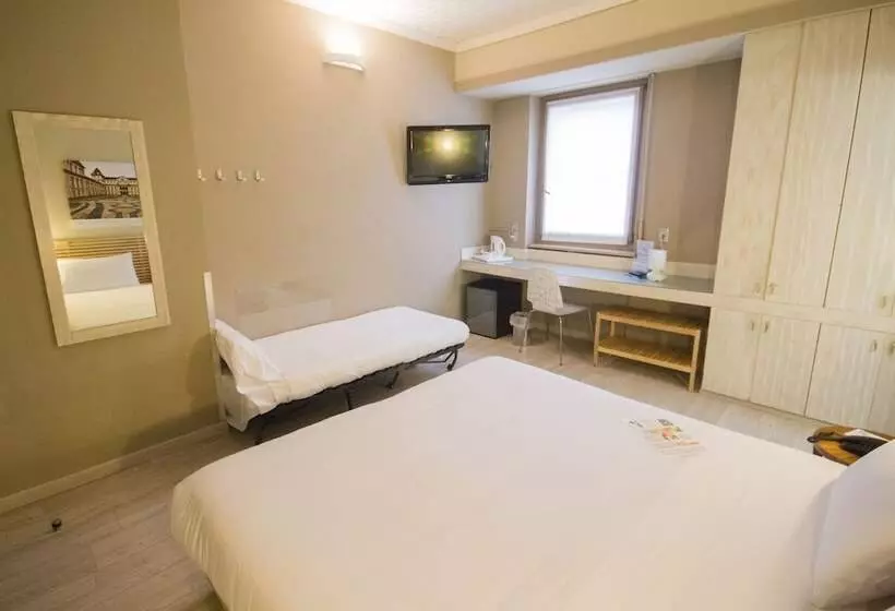 اتاق استاندارد سه نفره, Best Quality Hotel Gran Mogol